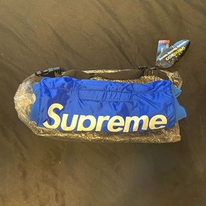 Supreme Blue Handwarmer